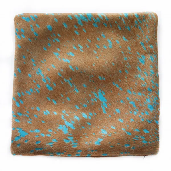 Coussin En Peau De Vache Marron Tachetée Bleu