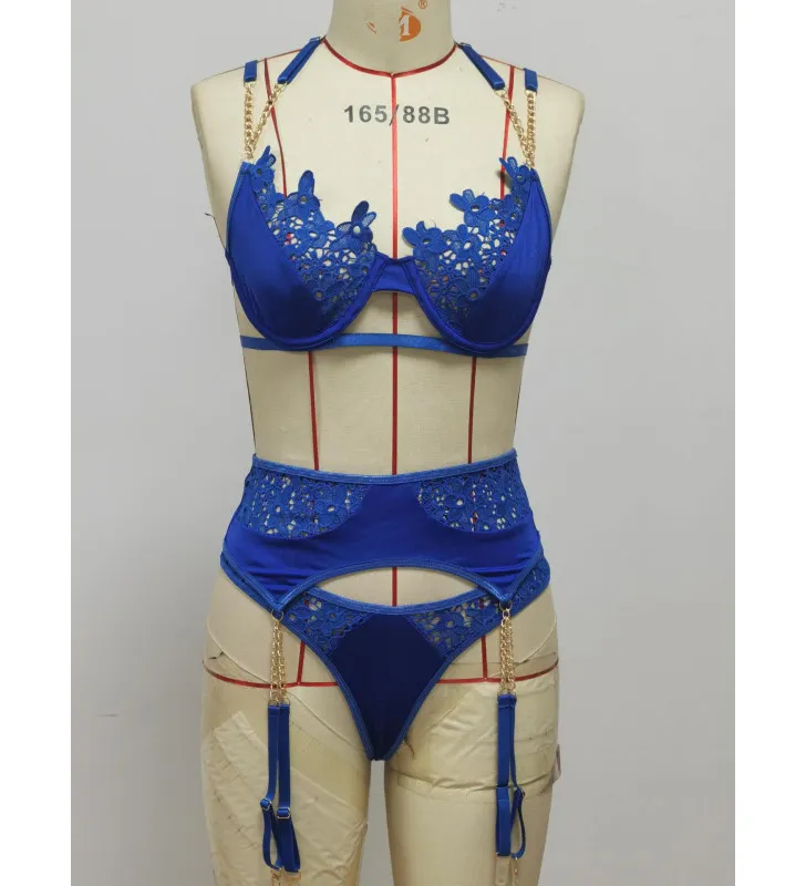 Ensemble de sous-vêtements sexy en dentelle avec jarretière