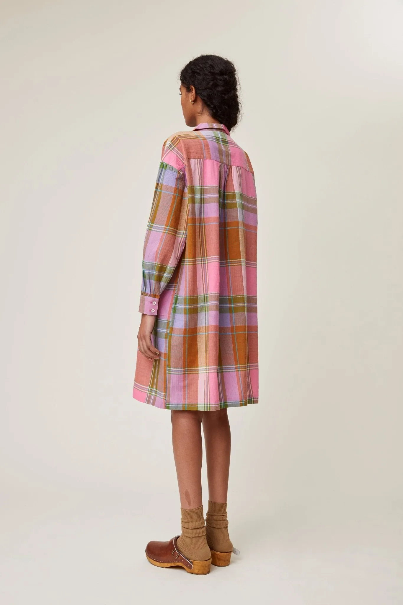 Robe Maelle N°735 Madurai Pop Pink