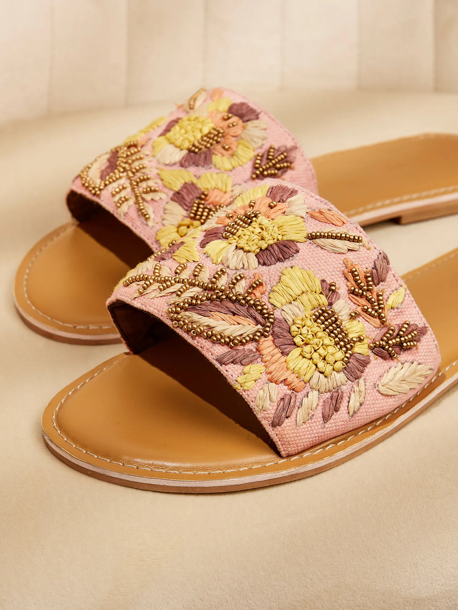 Sandales En Toile Et Cuir Brodés Vêtements Apricot